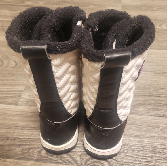 TOTES LITTLE GIRLS WINTER BOOTS | SIZE 1 | GENTLY PRE-LOVED | SO ADORABLE!!! - Picture 4 of 10